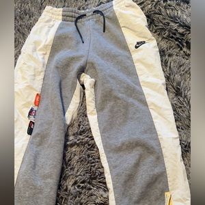 sweatpants